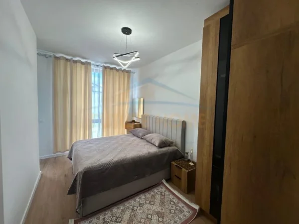 Tirane, jepet me qera apartament 1+1+Ballkon Kati 3, 60 m² 530 € (Bulevardi i Ri)