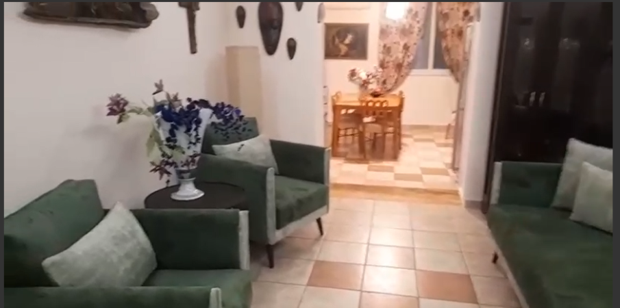 Jepet me qera Apartament 2+1 Rruga Gjik Kuqali