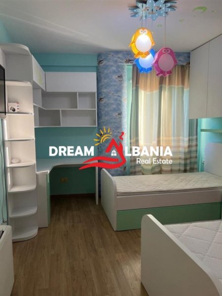 Tirane, shitet apartament 2+1 , 120 m² 220.000 € (astir)