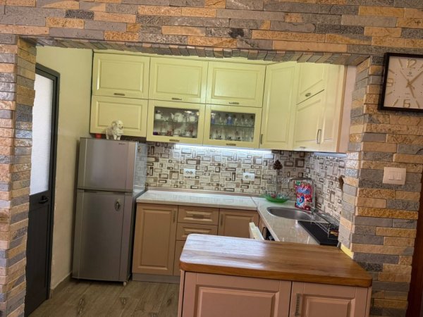 Apartament 1 plus 1 tek Rruga Dibres