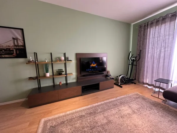 Tirane, jepet me qera apartament 2+1+Ballkon Kati 9, 105 m² 750 € (RRUGA KONGRESI I MANASTIRIT,XHAMLLIKU)