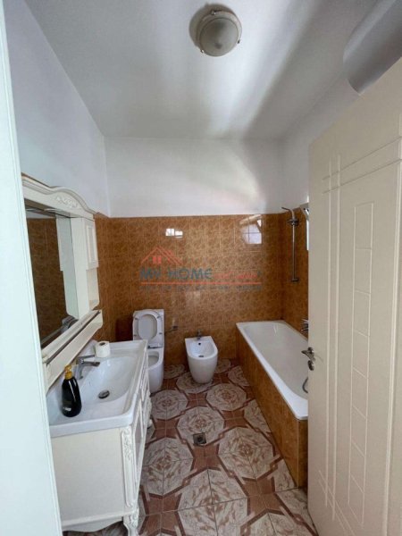 apartament-me-qera-rruga-kavajes-700-2.jpg
