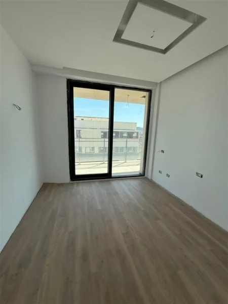 Tirane, shitet apartament 3+1 Kati 9, 140 m² 299.999 € (rruga mine peza)