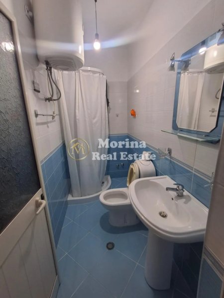 Tirane, jepet me qera apartament 1+1 Kati 3, 65 m² 300 € (Porcelan)