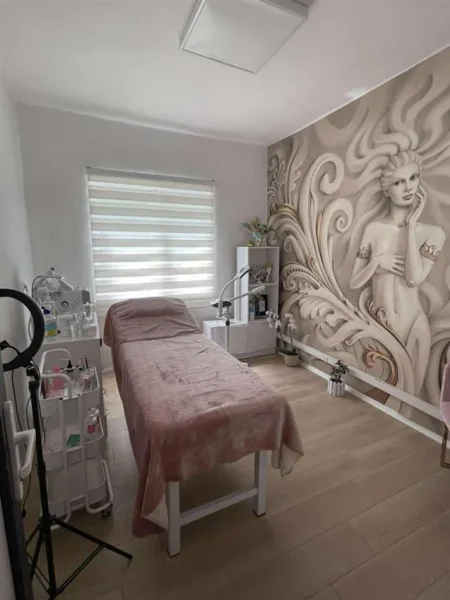 Tirane, jepet me qera apartament 1+1 Kati 2, 70 m² 600 € (SQUARE 21)