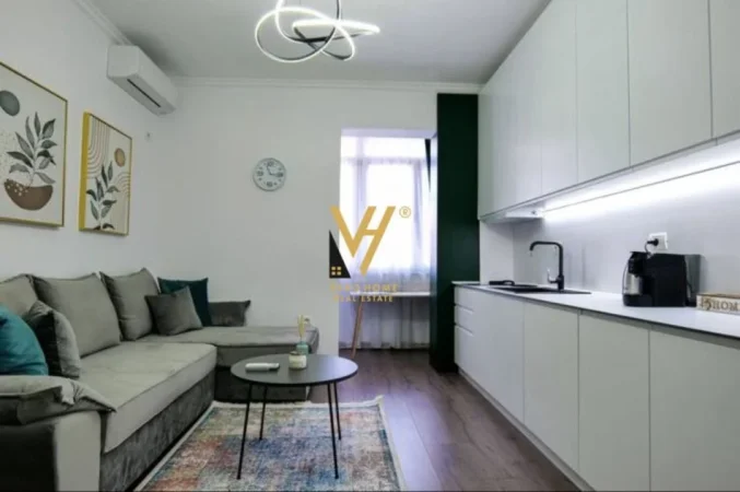 Tirane, jepet me qera apartament 1+1+Ballkon Kati 2, 58 m² 600 € (21 DHJETORI)