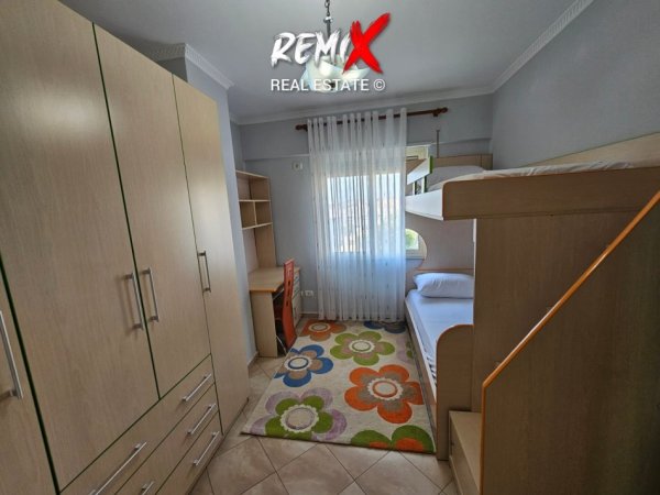 Durres Plazh, shitet apartament 2+1+Aneks+Ballkon Kati 3, 90 m² 128.000 € 