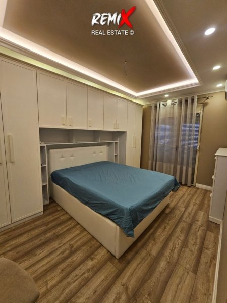 Durres Plazh, shitet apartament 2+1+Aneks+Ballkon Kati 8, 105 m² 135.000 € 