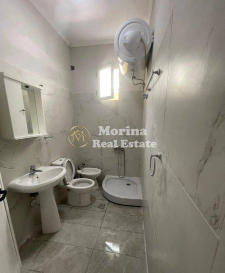 Tirane, jepet me qera apartament 2+1 Kati 1, 95 m² 450 € (Komuna e Parisit)