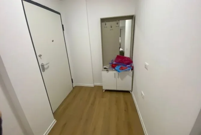 Don Bosko, jap 1+1 Kati 5, 65 m² 450 € (Gjykata Administrative)