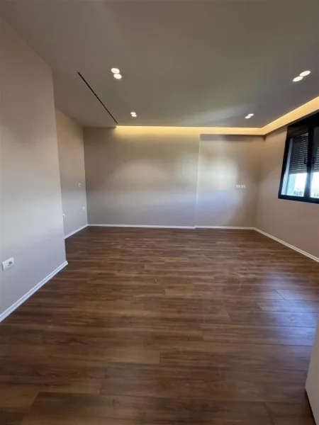 Tirane, shitet apartament 1+1 Kati 2, 71 m² 120.700 € (selite)
