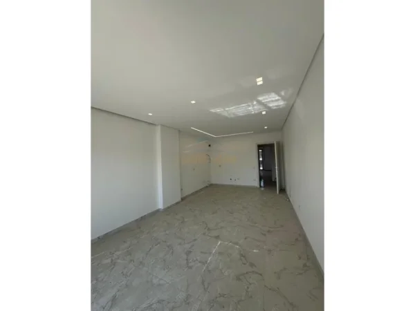 Tirane, shitet 2+1 Kati 7, 115.000 €