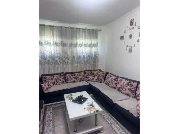 Durres, shitet apartament 2+1 Kati 2, 52 m² 63.000 € (Cezma ferres)