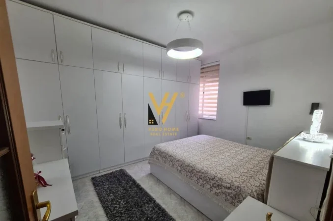 Tirane, jepet me qera apartament 1+1+Ballkon Kati 5, 70 m² 550 € (RRUGA “KONGRESI MANASTIRIT”)