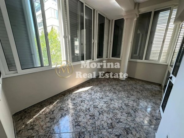 Tirane, jepet me qera apartament 1+1 Kati 2, 70 m² 350 € (Kodra e Diellit)
