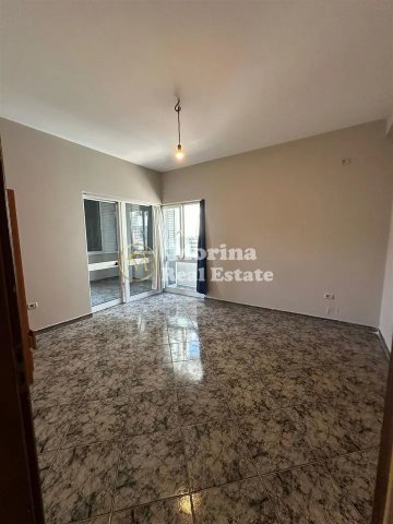 Tirane, jepet me qera apartament 1+1 Kati 2, 70 m² 350 € (Kodra e Diellit)