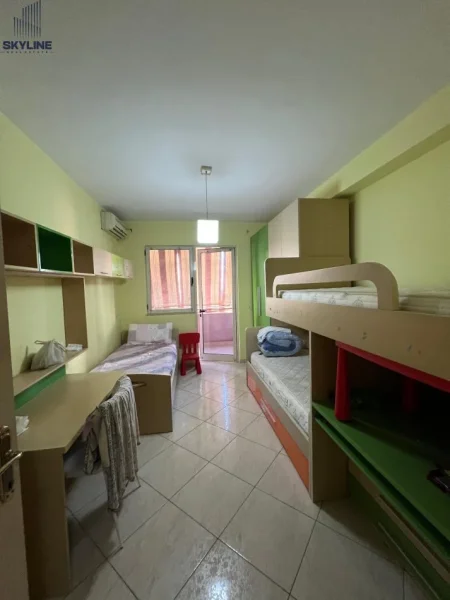 Tirane, jepet me qera apartament 2+1 Kati 5, 90 m² 400 € 