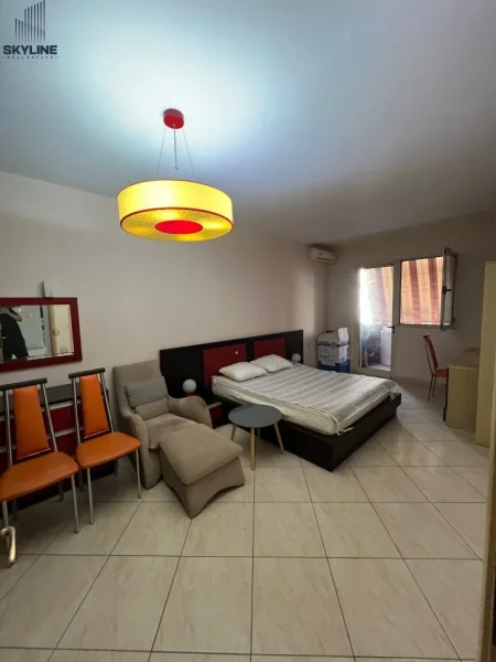 Tirane, jepet me qera apartament 2+1 Kati 5, 90 m² 400 € 