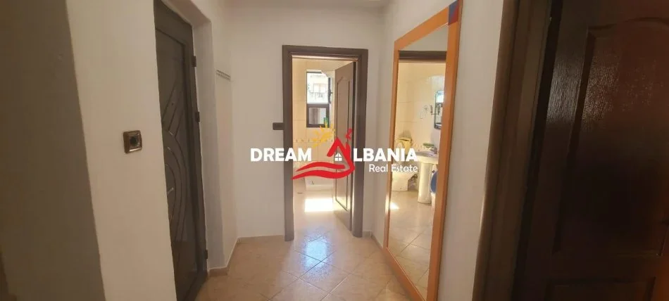 Tirane, shitet apartament 1+1 Kati 4, 70 m² 125.000 € (brenda Unazes, prane Harry Fultz)