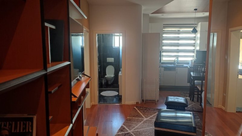 Tirane, jepet me qera apartament 2+1+Ballkon Kati 3, 70 m² 600 € (Siper Rr.Siri Kodra)