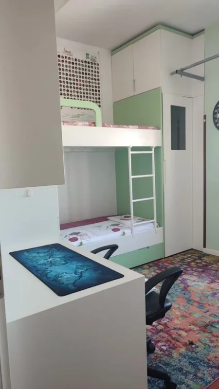 Tirane, jepet me qera apartament 2+1+Ballkon Kati 3, 70 m² 600 € (Siper Rr.Siri Kodra)
