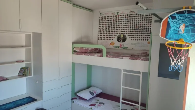 Tirane, jepet me qera apartament 2+1+Ballkon Kati 3, 70 m² 600 € (Siper Rr.Siri Kodra)