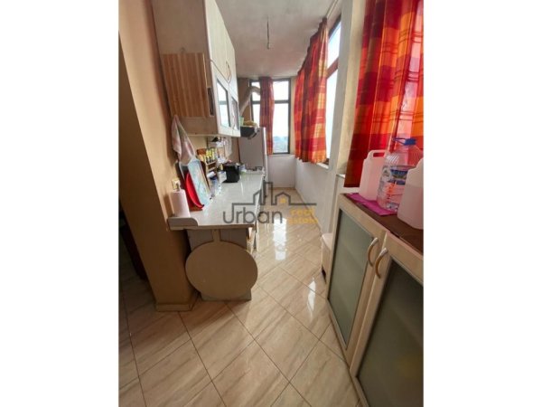 Tirane, shitet apartament 2+1+Ballkon Kati 8, 96 m² 149.000 € (21 Dhjetori)