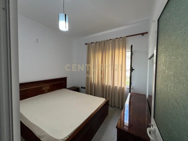 Tirane, jepet me qera apartament 2+1 Kati 2, 430 € (Qyteti Studenti)