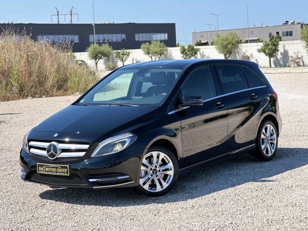 Durres, shitet makine Mercedes Benz B-Class 200 Nafte, e zeze automatik Klima 178 km