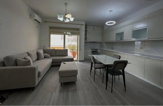 Tirane, jepet me qera apartament 2+1+Aneks Kati 4, 90 m² 750 € (liqeni i thate)