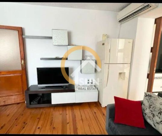 Shkoder, jepet me qera apartament 2+1 Kati 3, 75 m² (CINARI, SHKODER)