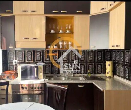 Shkoder, jepet me qera apartament 2+1 Kati 3, 75 m² (CINARI, SHKODER)
