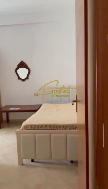 Tirane, jepet me qera apartament 3+1 Kati 2, 121 m² 550 € (KODRA E DIELLIT)