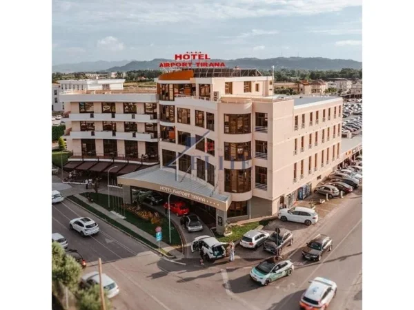 Tirane, shitet toke , 1.390 m² 23.630.000 € 