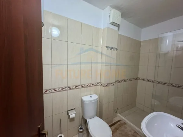 Durres, shitet apartament 2+1+Aneks+Ballkon Kati 5, 68 m² 85.000 € (Mal i Robit, Golem)