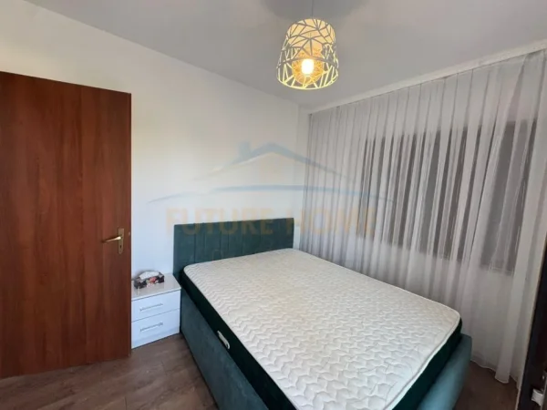 Durres, shitet apartament 2+1+Aneks+Ballkon Kati 5, 68 m² 85.000 € (Mal i Robit, Golem)