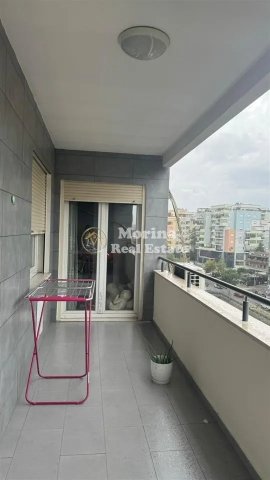 Tirane, jepet me qera apartament 2+1 Kati 3, 120 m² 700 € (Komuna e Parisit)