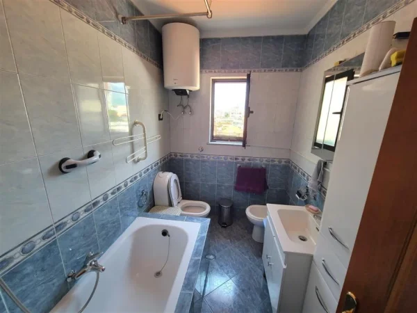 shitet , 142.000 €