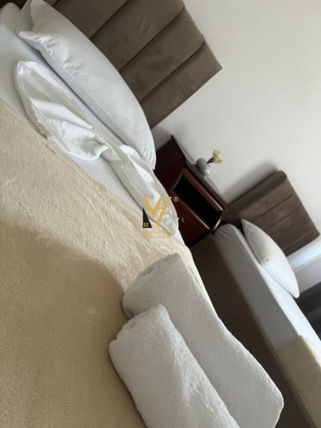 Tirane, jepet me qera apartament 2+1+Ballkon Kati 2, 90 m² 500 € (ASTIR)