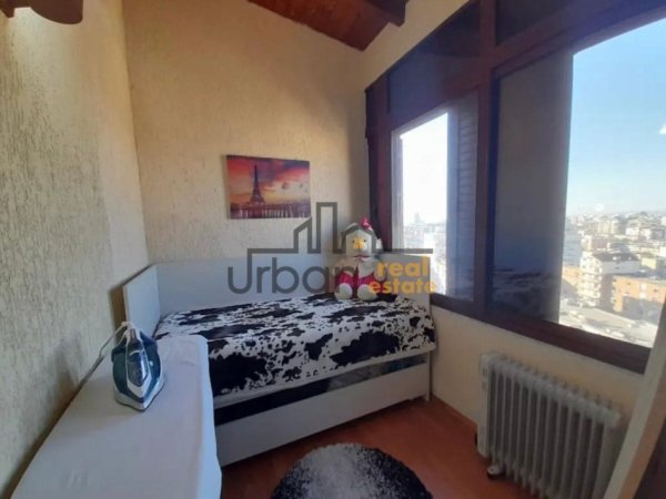 Tirane, shitet apartament 2+1+Ballkon Kati 8, 110 m² 180.000 € (Ali Demi)
