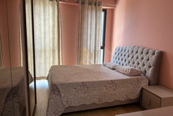 Tirane, jepet me qera apartament 2+1+Ballkon Kati 7, 105 m² 750 € (Kompleksi ASL)