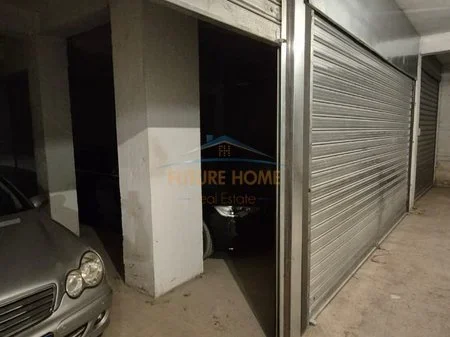 Shitet, Garazh, Unaza e Re, Tirane. AREA55196