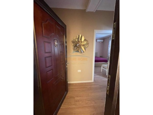 Tirane, jepet me qera apartament 1+1 Kati 3, 50 m² 600 € 