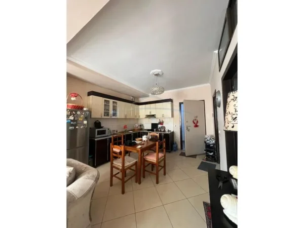 0683487469 Tirane, shitet apartament 2+1 Kati 2, 69 m² 82.000 € (FRESK)
