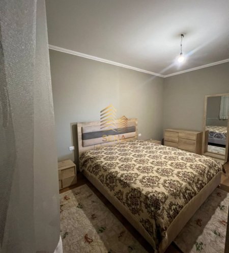 Tirane, jepet me qera apartament 2+1+Ballkon Kati 8, 110 m² 680 € (Rruga Don Bosko)