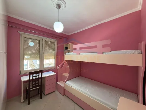 Tirane, jepet me qera apartament 2+1 Kati 4, 98 m² 35.000 € 
