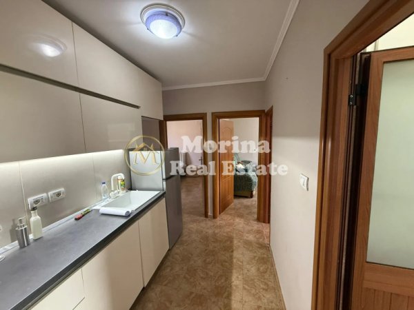 Tirane, jepet me qera apartament 2+1 Kati 4, 65 m² 400 € (Oxhaku)