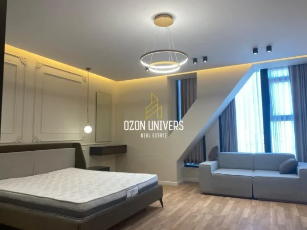 Tirane, jepet me qera garsonier 1+1 Kati 10, 48 m² 650 € (Kompleksin "Square 21", Rruga e Kavajës)