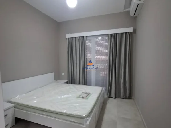 Tirane, jepet me qera apartament 1+1+Ballkon Kati 6, 60 m² 600 € (REZIDENCA HENKE,RRUGA BEDRI KARAPICI KOMBINAT)