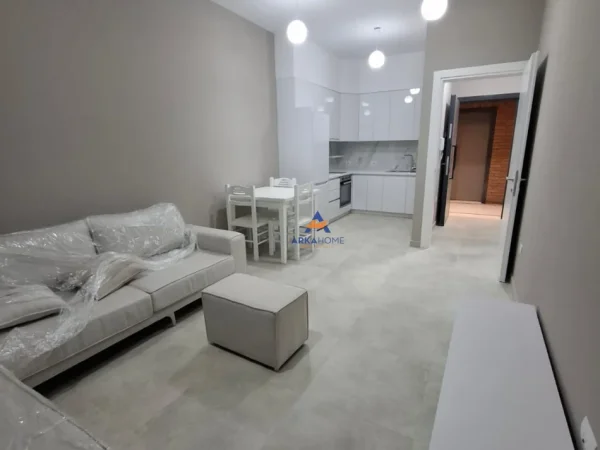 Tirane, jepet me qera apartament 1+1+Ballkon Kati 6, 60 m² 600 € (REZIDENCA HENKE,RRUGA BEDRI KARAPICI KOMBINAT)